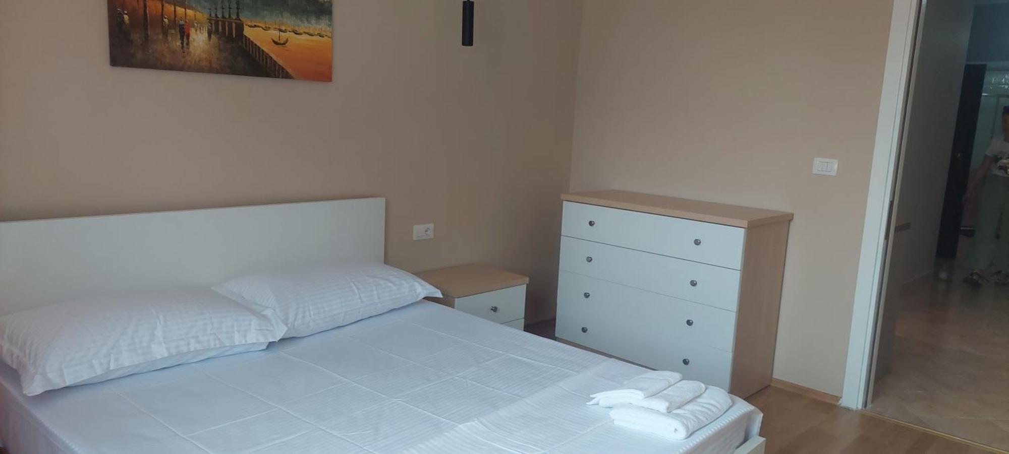 Lu-Er Tirana Center Apartment ภายนอก รูปภาพ