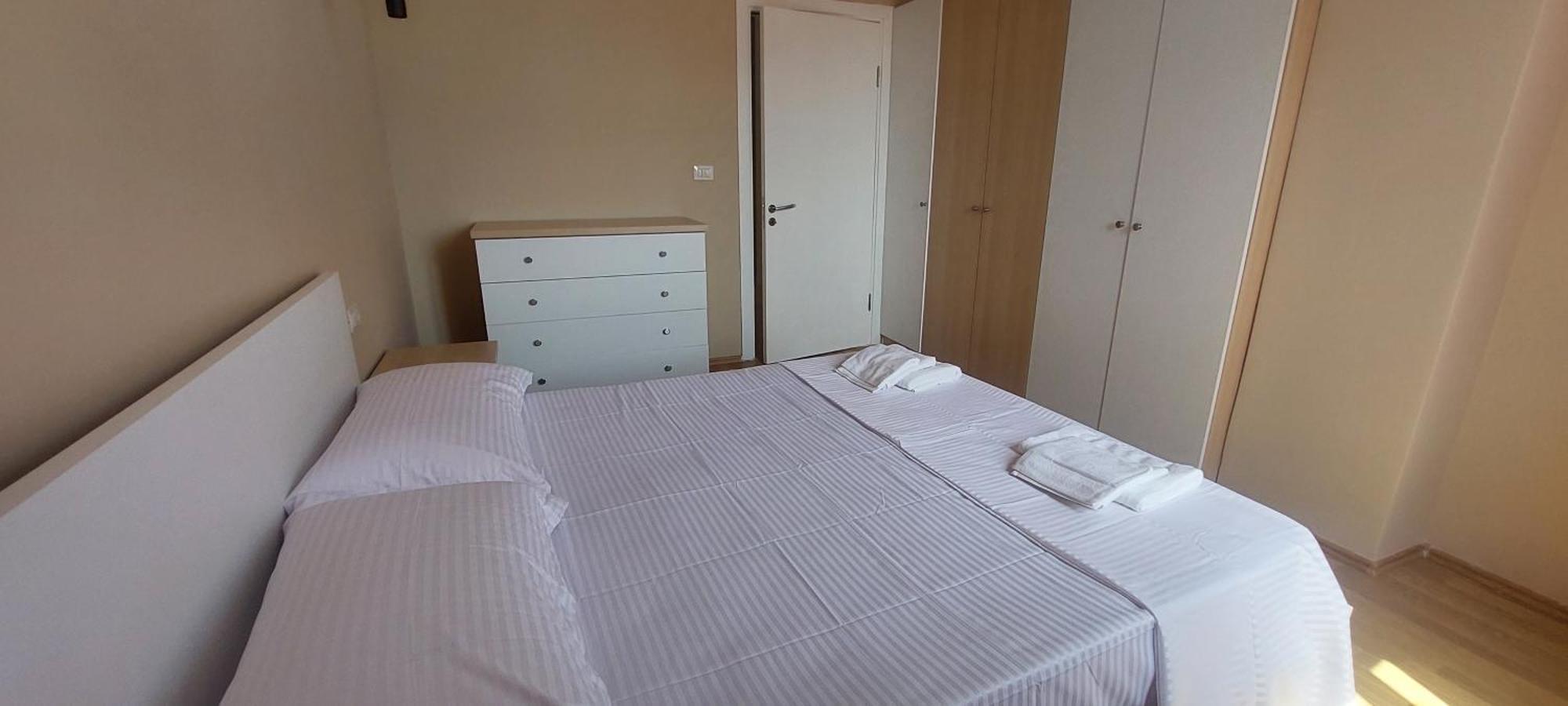 Lu-Er Tirana Center Apartment ภายนอก รูปภาพ